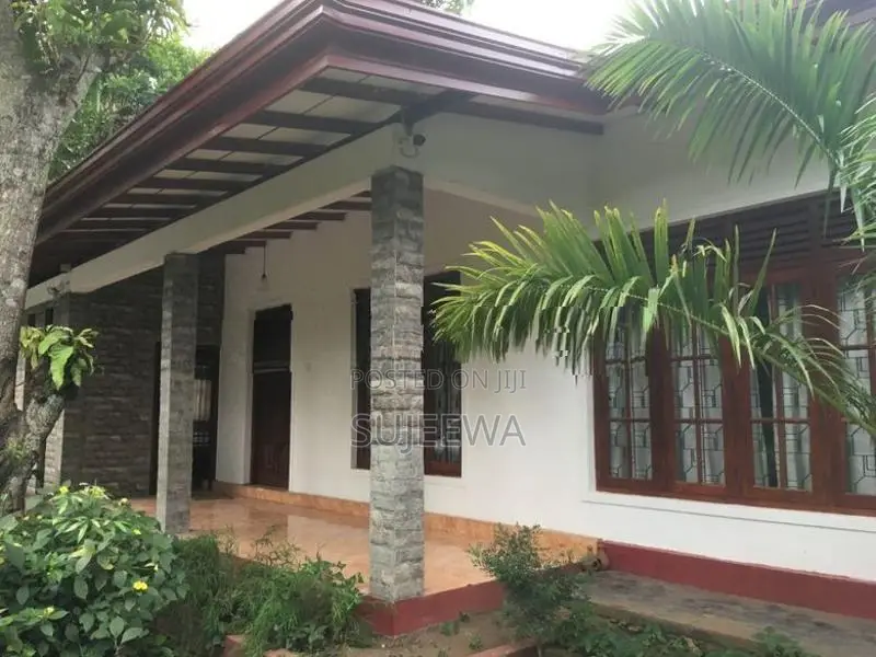 Luxury Bungalow For Short Term Rent in Kandy