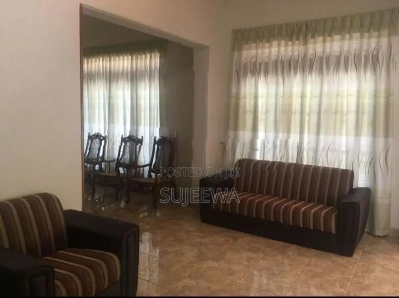 Luxury Bungalow For Short Term Rent in Kandy
