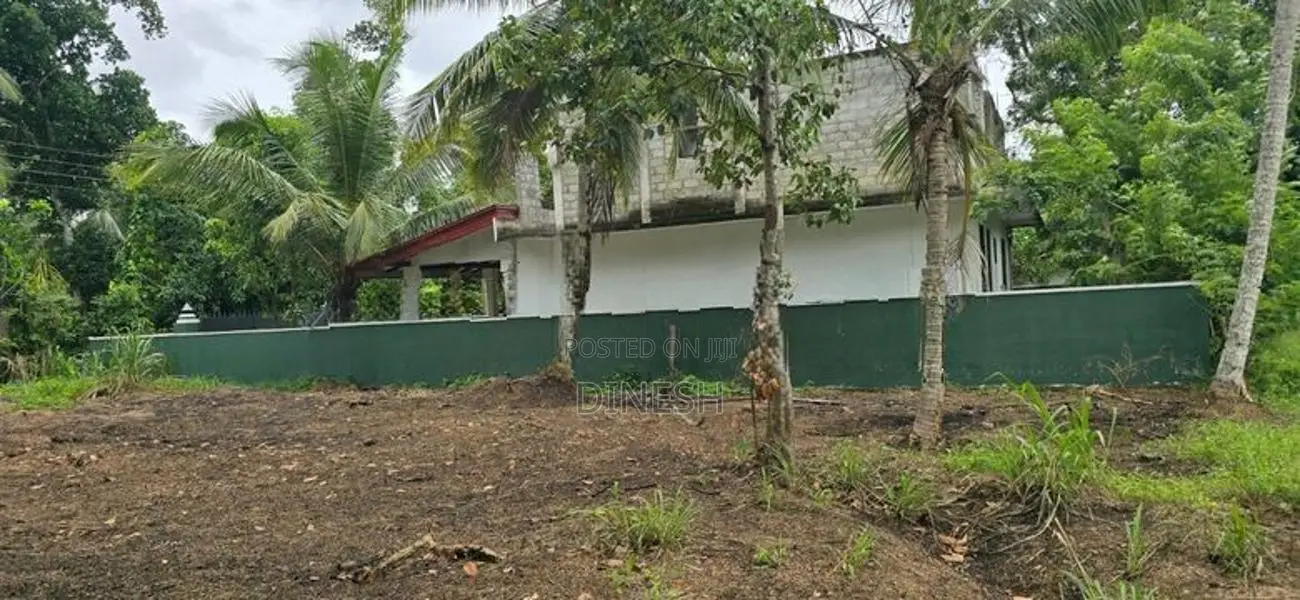 Land For Sale In Yakkala, Gampaha, Near Lyceum International School