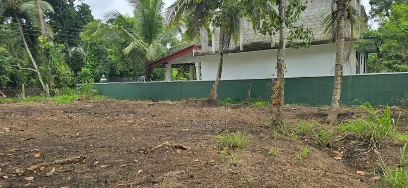 Land For Sale In Yakkala, Gampaha, Near Lyceum International School