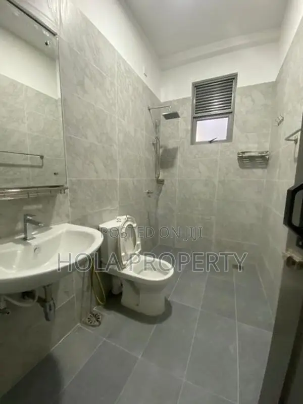 2BHK Unfurnished Apartment Dehiwela