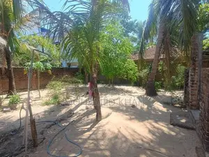 Meeravodai House Sale In Batticaloa