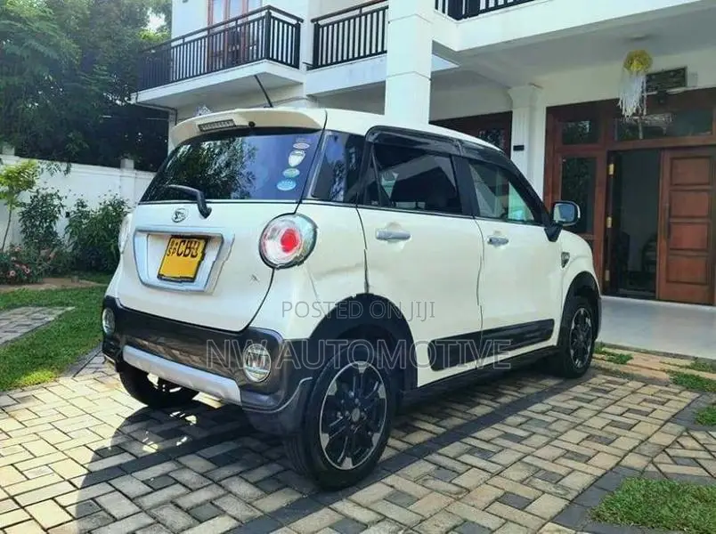 Daihatsu Cast Activa Type S Crossover 2018