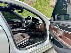 BMW 740Le M Sport Comfort Plus 2016