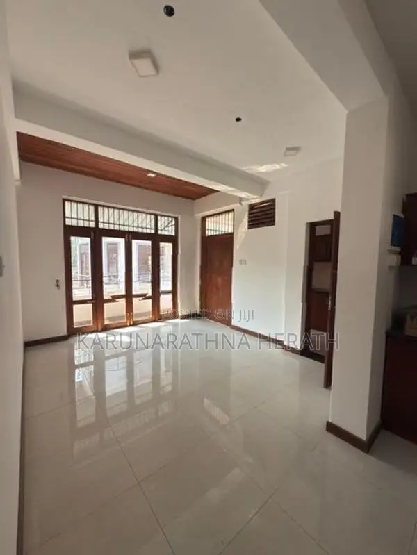 3 Story House For Sale In Nawala