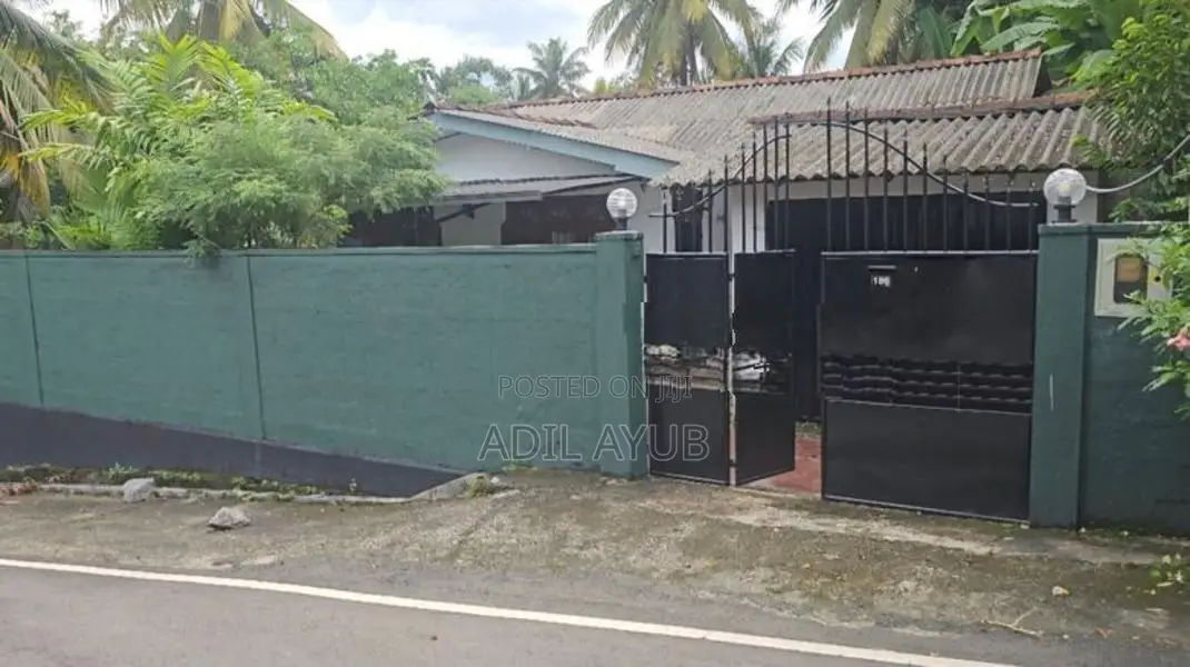 Single Storey House For Sale – Athurugiriya