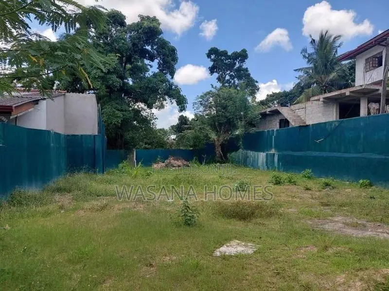 Land for Sale Koswatta Junction
