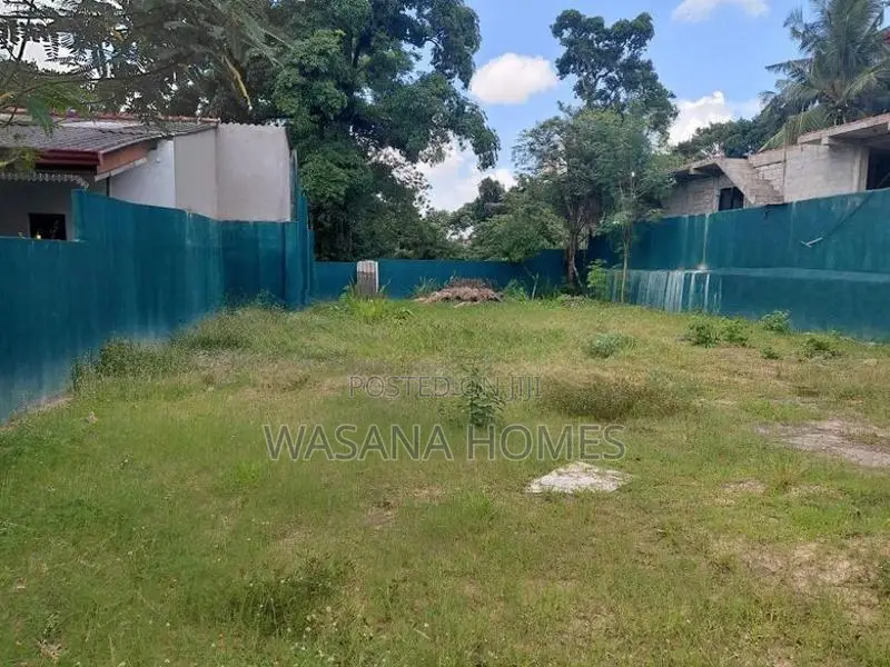 Land for Sale Koswatta Junction