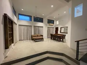 5 Bedrooms House For Rent in Colombo 7 - A6
