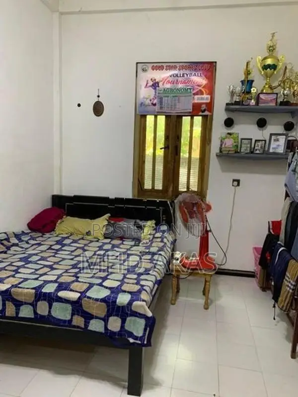 House for Sale in Mount Lavinia Addalaichenai