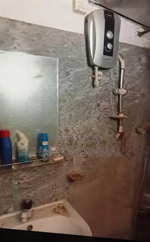 House with 16 Perch Land for Sale – Middeniya Road, Hambantota