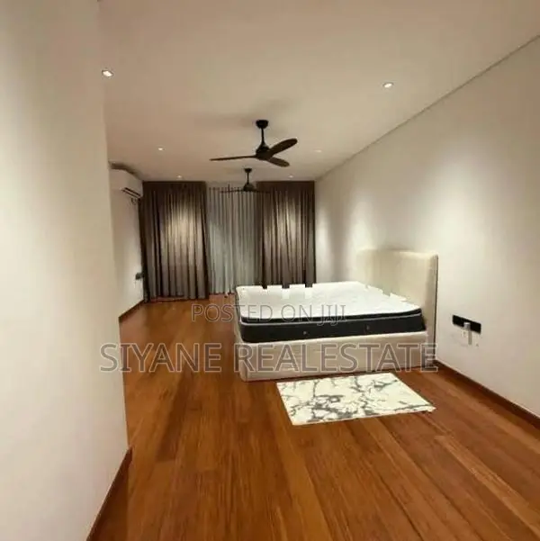 Luxury New House for Sale in Battaramulla