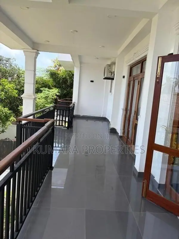 Semi-Luxury Fully Furnished Villa for Sale – Panadura