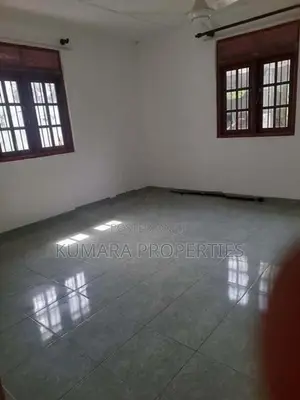 Spacious House for Sale – Wadduwa Thalpitiya