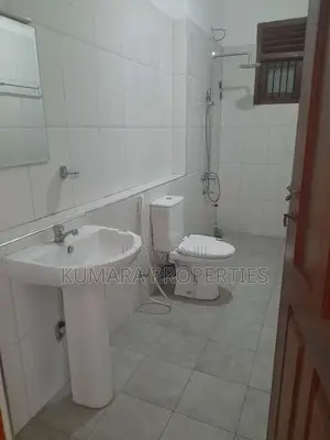 Spacious House for Sale – Wadduwa Thalpitiya
