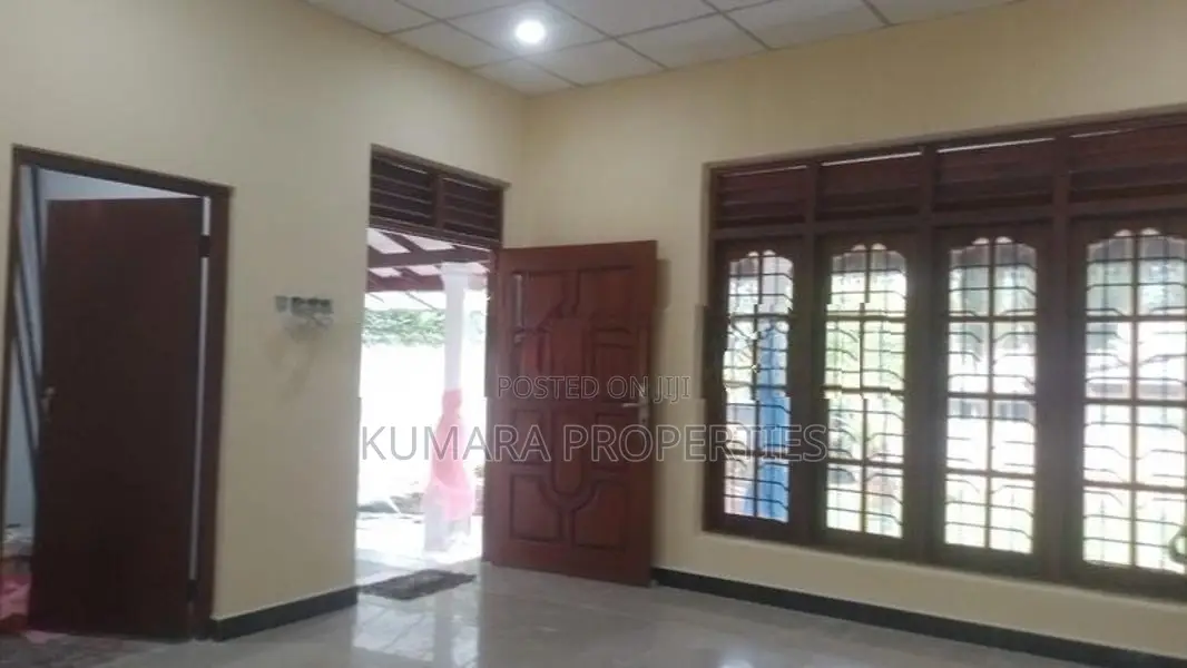 House for Sale – Panadura | Anguruwathota