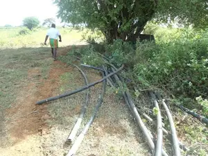 වැවට මායිම පිහිටි ඉඩම විකිනිමට හම්බන්තොට