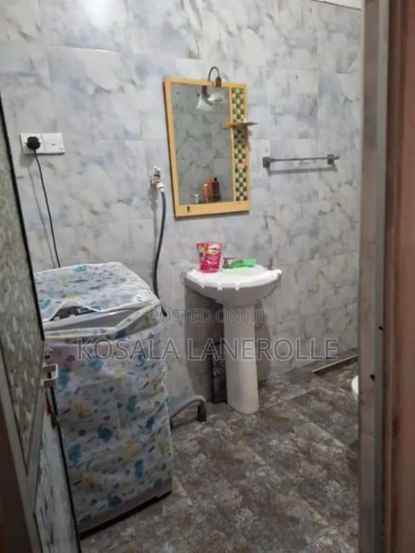 House to Be Lease in Ambathale