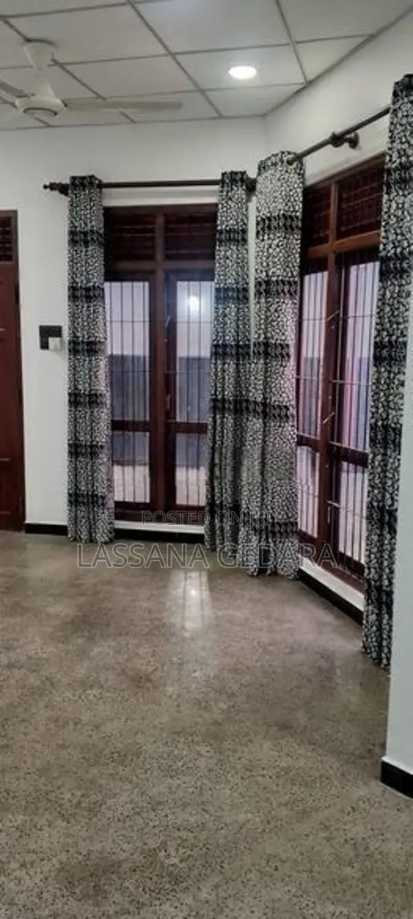 Ragama Single Storey House with Solar-රාගම තනි මහල් නිවසක් විකිණීමට