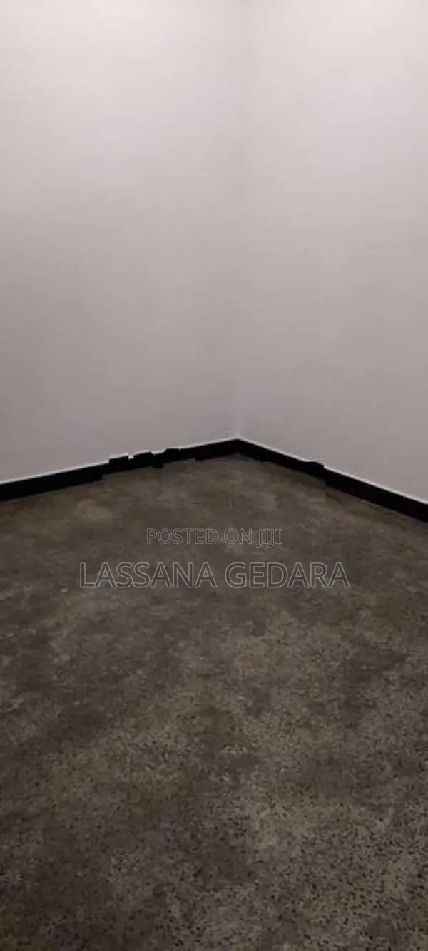 Ragama Single Storey House with Solar-රාගම තනි මහල් නිවසක් විකිණීමට