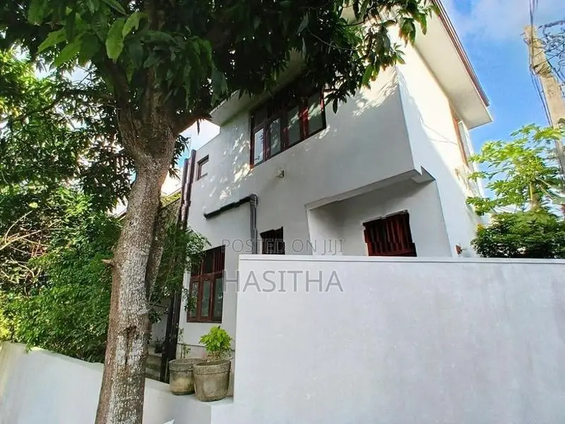 Spacious 4-Bedroom House For Rent In Maharagama