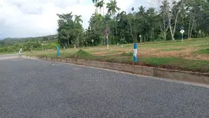 හෝමාගම තලගල පදිංචියට ඉඩම්