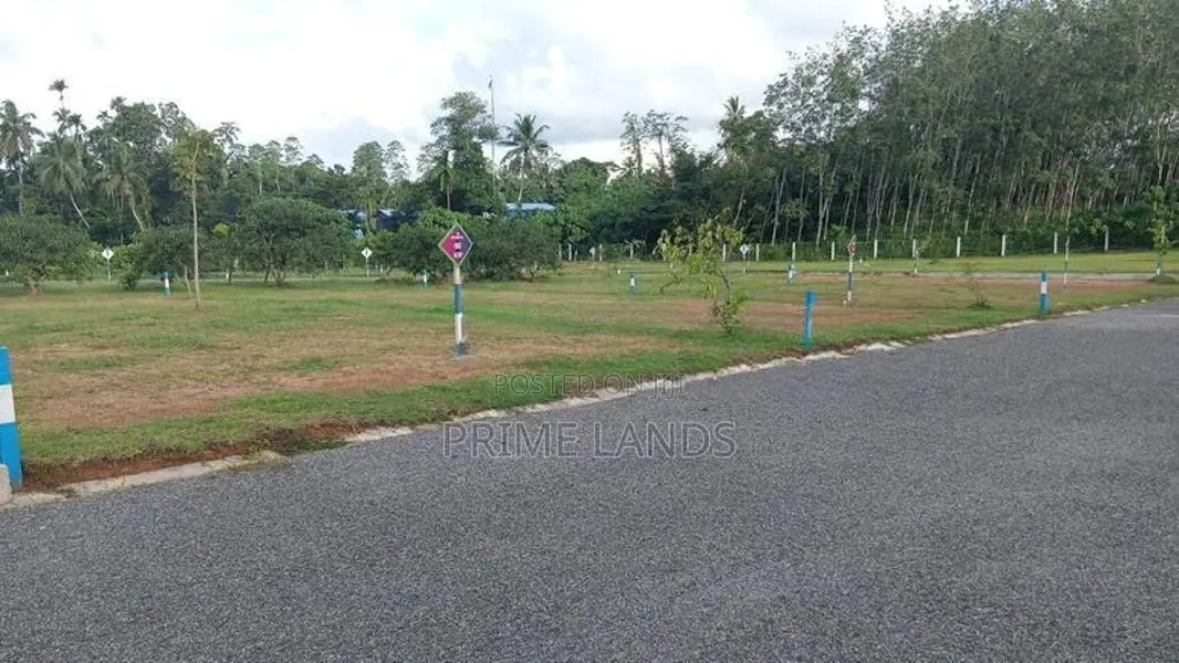 හෝමාගම තලගල පදිංචියට ඉඩම්