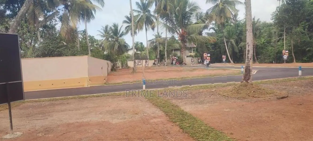 Bokundara Residential Land for Sale Close to 120 Bus Road