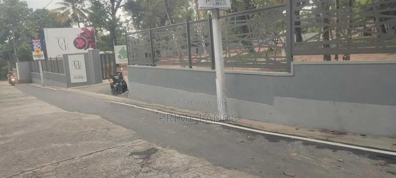 Battharamulla , Residential Land for Sale in Thalahena Udyana Mawatha