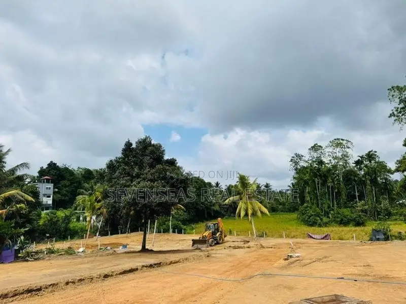 6P 7P Super Residential Land Plots for Sale Near Homagama Town