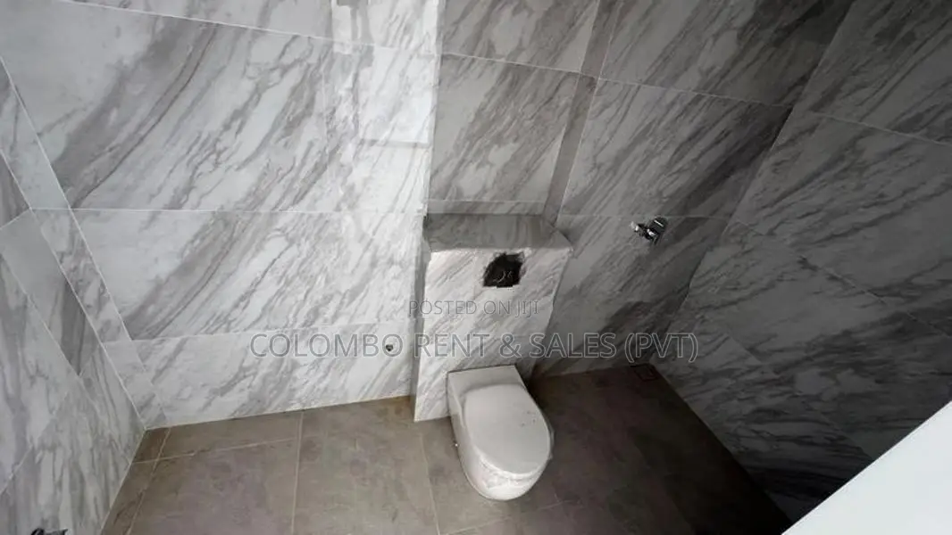 Prime Galle Road Commercial Building for Rent – Colombo 03
