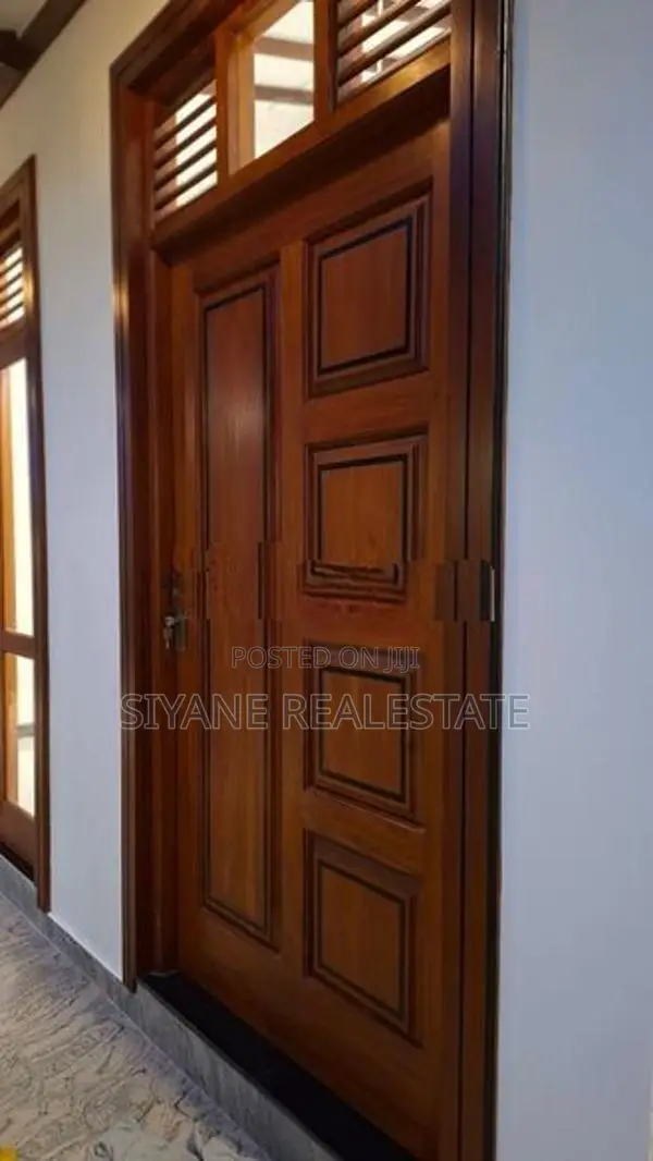 Brand New Luxury House for Sale in Polgasovita