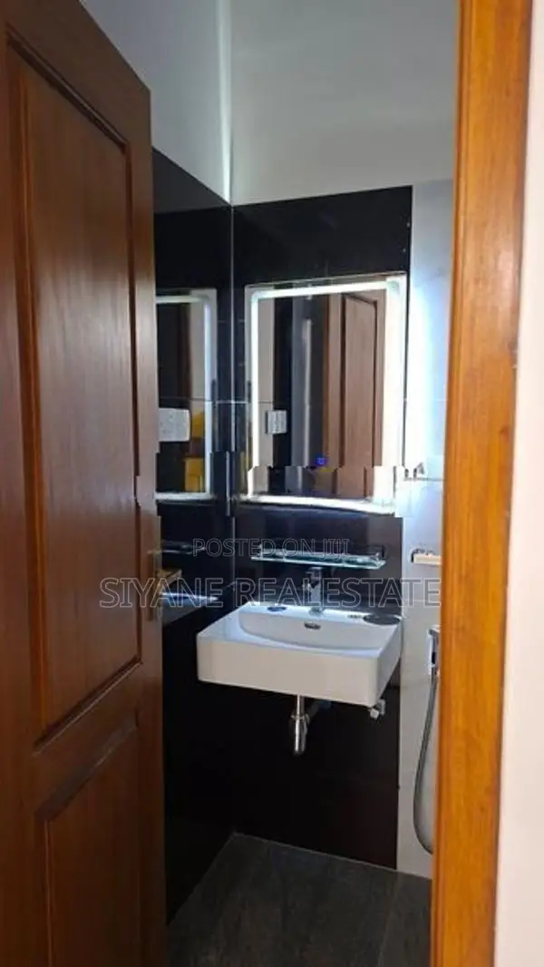 Brand New Luxury House for Sale in Polgasovita
