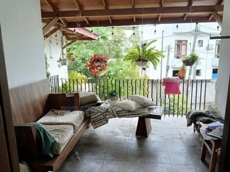 (BH27) Luxury Two Storey House for Sale in Wattala