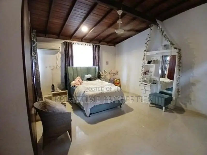 (BH27) Luxury Two Storey House for Sale in Wattala