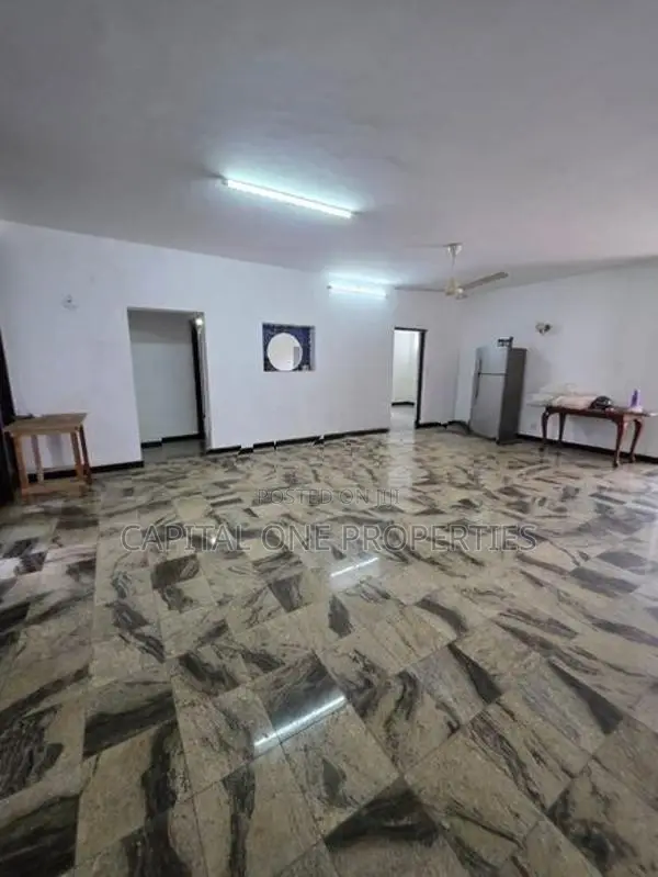 Office/Accommodation For Rent In Colombo 08 - 4074U