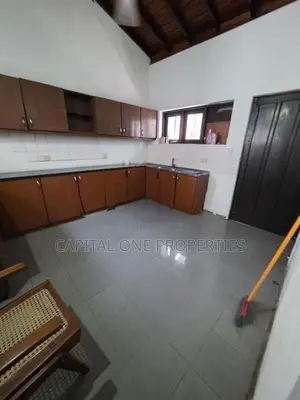 Office/Accommodation For Rent In Colombo 08 - 4074U