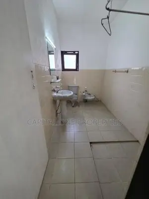 Office/Accommodation For Rent In Colombo 08 - 4074U