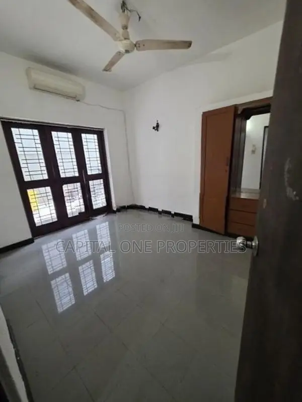 Office/Accommodation For Rent In Colombo 08 - 4074U
