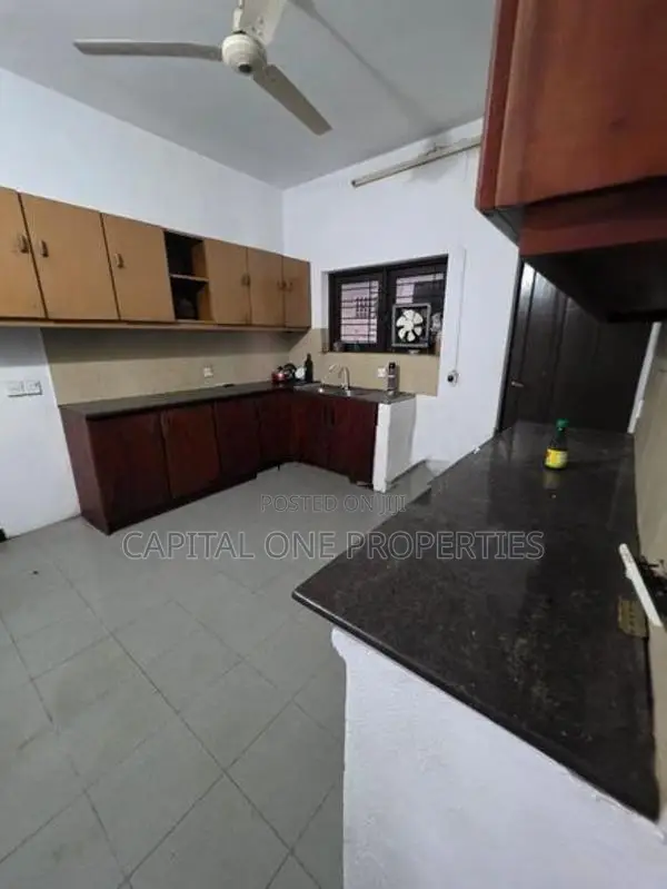 Office/Accommodation For Rent In Colombo 08 - 4074U