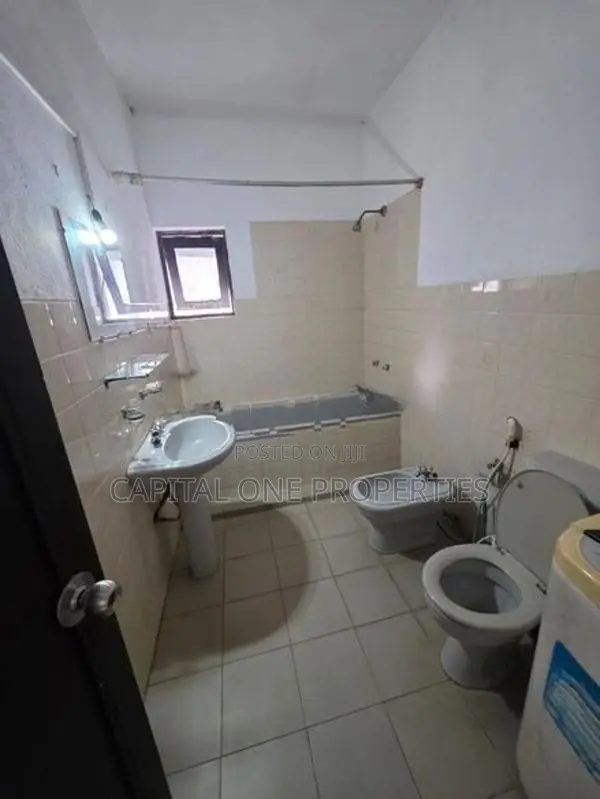 Office/Accommodation For Rent In Colombo 08 - 4074U