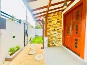 Brand New Solid 03 Bedroom House For Sale In Polgasowita