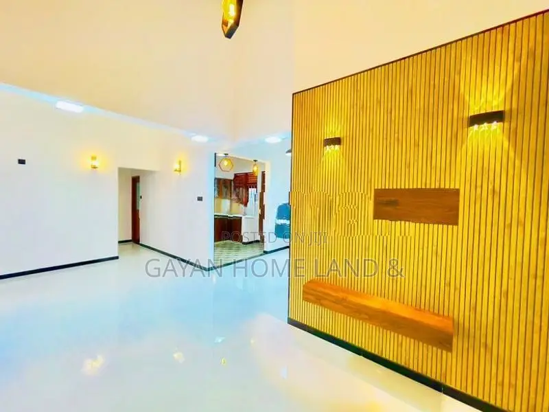 Brand New Solid 03 Bedroom House For Sale In Polgasowita