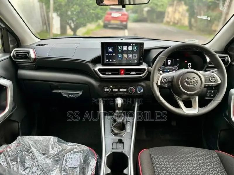 Toyota Raize Z-Hybrid 2026