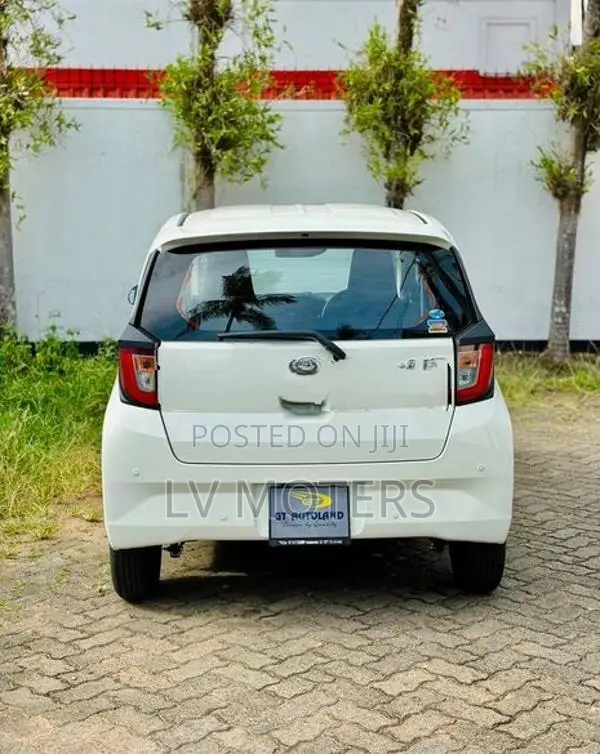 Daihatsu Mira E:S L Grade 2024