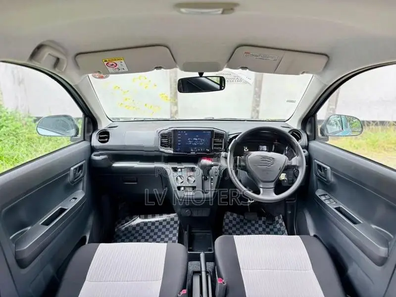 Daihatsu Mira E:S L Grade 2024
