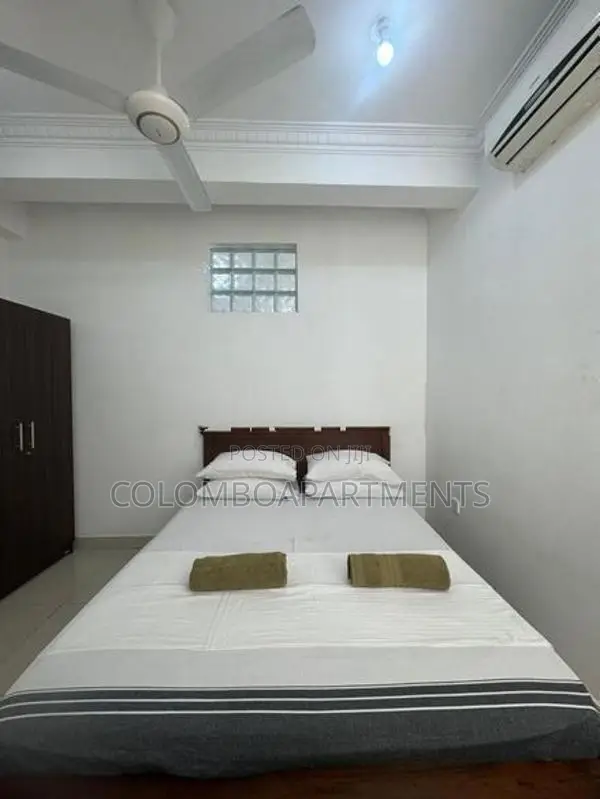 Colombo 05 3BHK Fully Furnished Apartment for Long-Term Rent – CSMP202