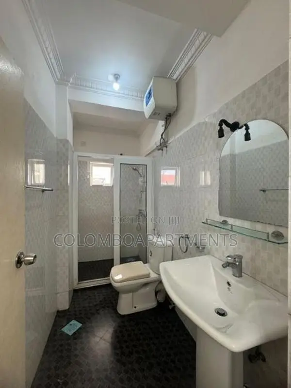 Colombo 05 3BHK Fully Furnished Apartment for Long-Term Rent – CSMP202