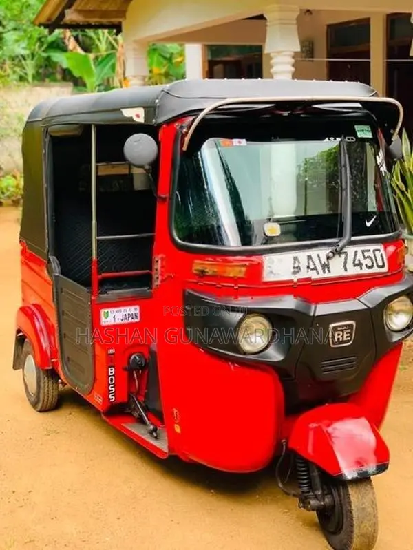 Bajaj RE 2015