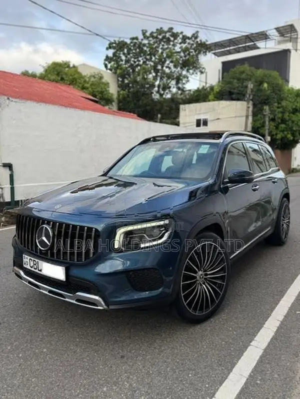 Mercedes Benz GLB 200 Premium Plus 2020